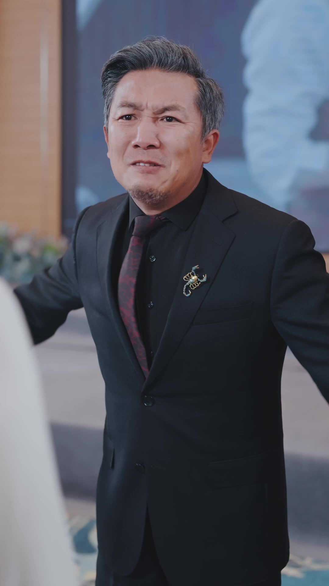 Episode 14 - The Paranoid Real Heiress